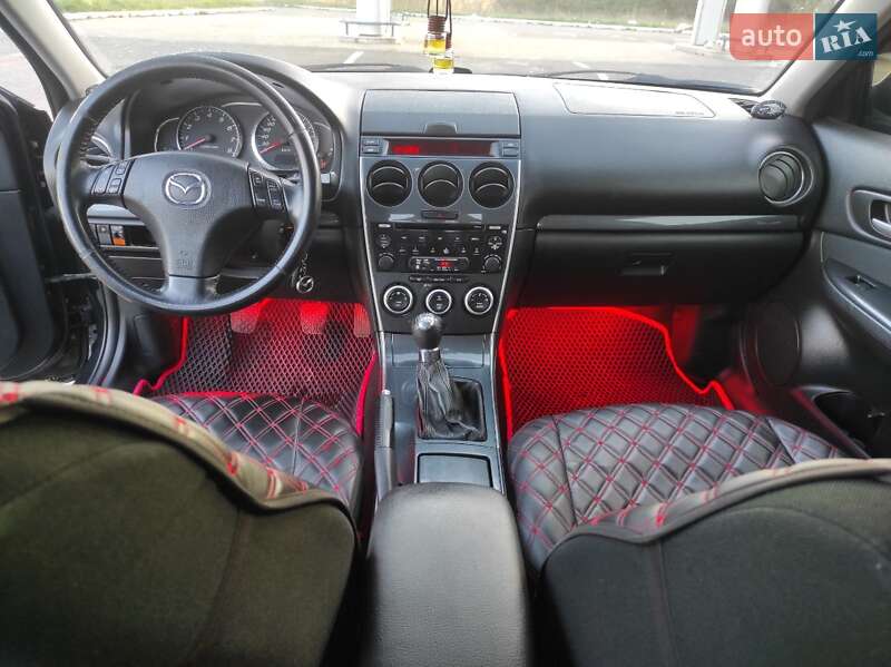 Седан Mazda 6 2006 в Радивилове