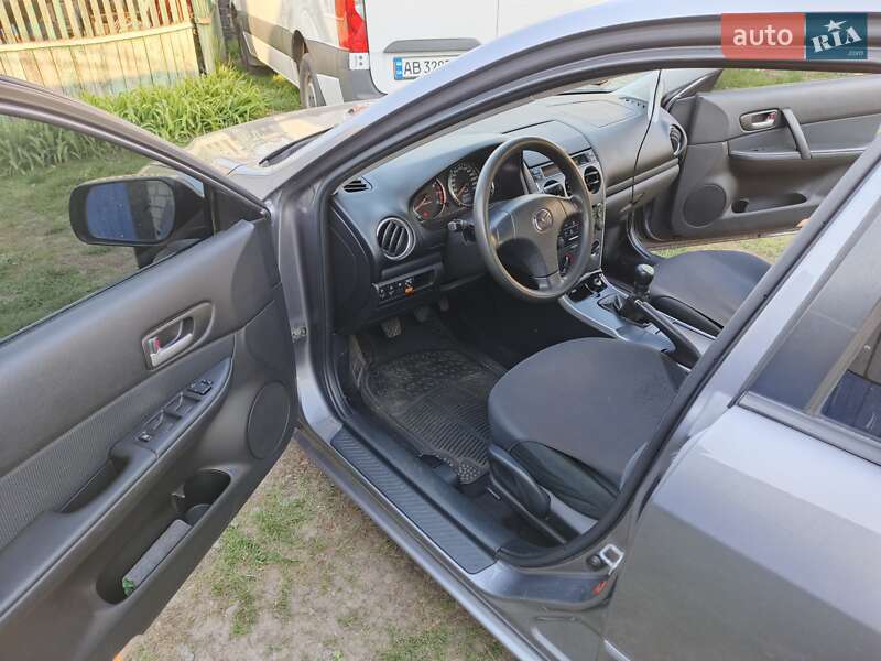 Седан Mazda 6 2005 в Лохвице