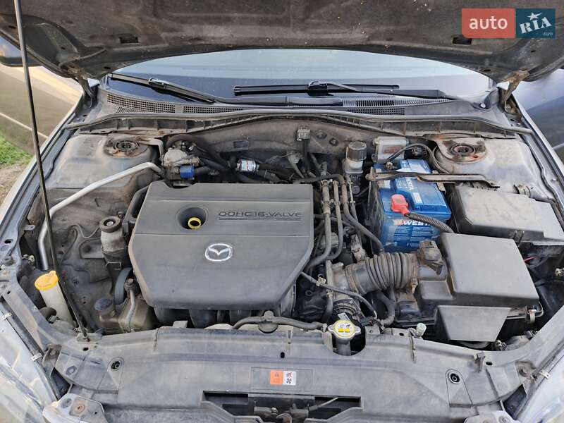 Седан Mazda 6 2005 в Лохвице