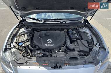Седан Mazda 6 2016 в 
