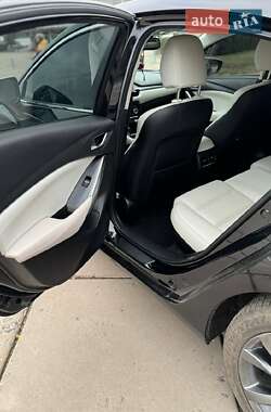 Седан Mazda 6 2015 в 