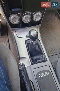 Седан Mazda 6 2002 в Василькові