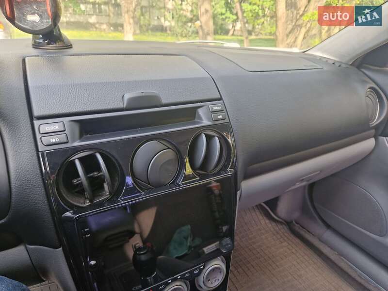 Седан Mazda 6 2002 в Василькові