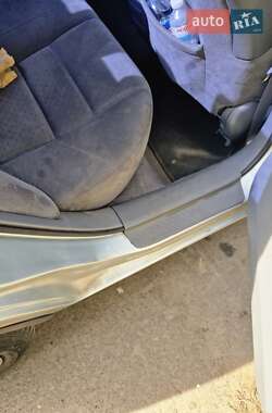 Седан Mazda 6 2002 в 