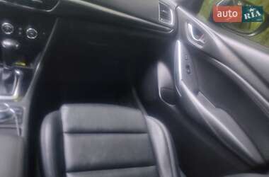 Седан Mazda 6 2014 в 