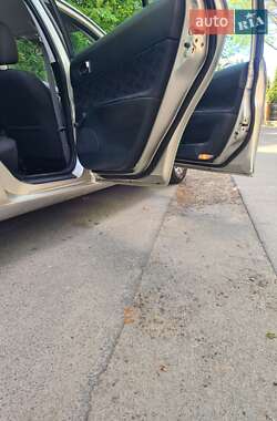 Седан Mazda 6 2004 в 