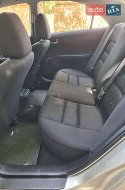 Седан Mazda 6 2004 в 