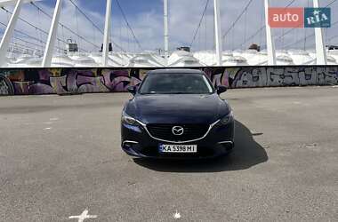 Седан Mazda 6 2015 в 