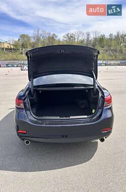 Седан Mazda 6 2015 в 
