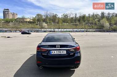 Седан Mazda 6 2015 в 