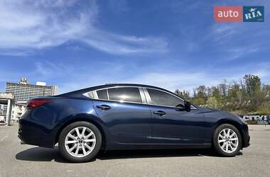 Седан Mazda 6 2015 в 