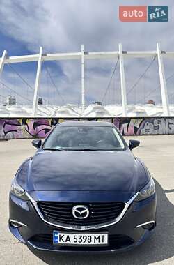Седан Mazda 6 2015 в 