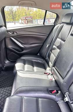 Седан Mazda 6 2015 в 