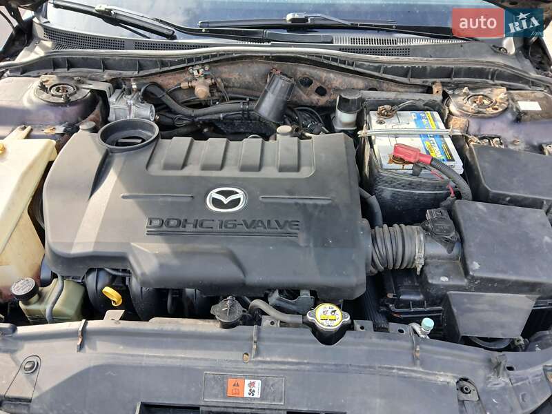 Седан Mazda 6 2005 в Богуславе
