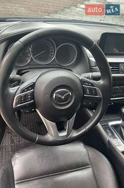 Седан Mazda 6 2015 в 