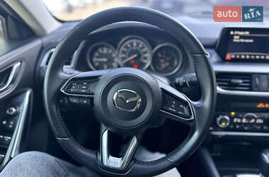 Седан Mazda 6 2016 в 