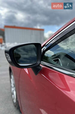 Седан Mazda 6 2014 в 