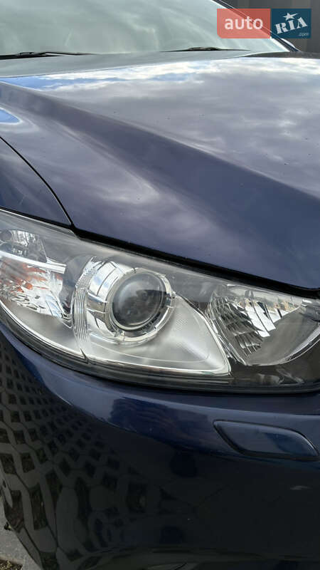 Седан Mazda 6 2013 в Хмельницком