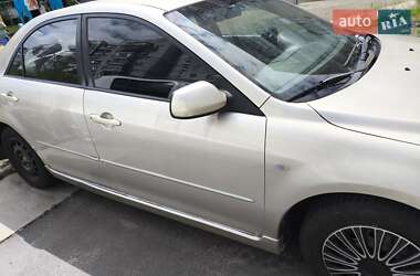 Седан Mazda 6 2004 в 