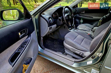 Седан Mazda 6 2004 в 