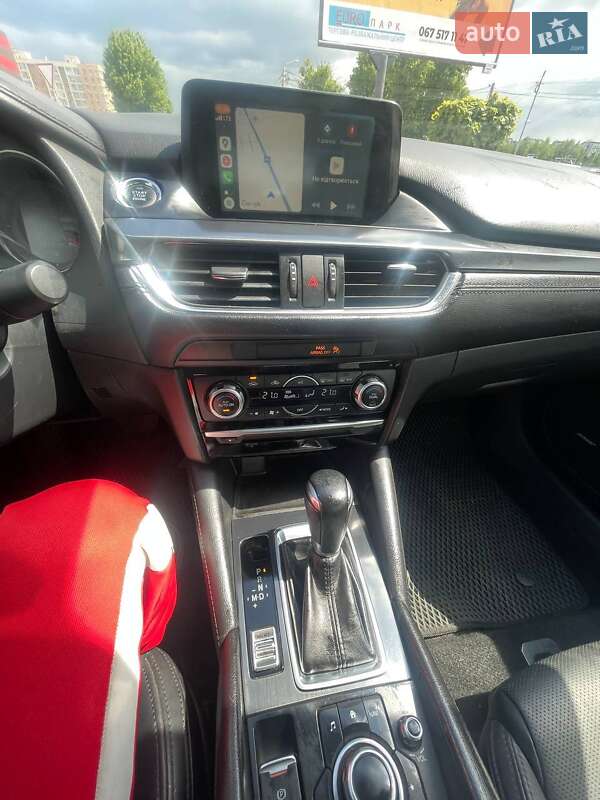 Седан Mazda 6 2015 в Умані