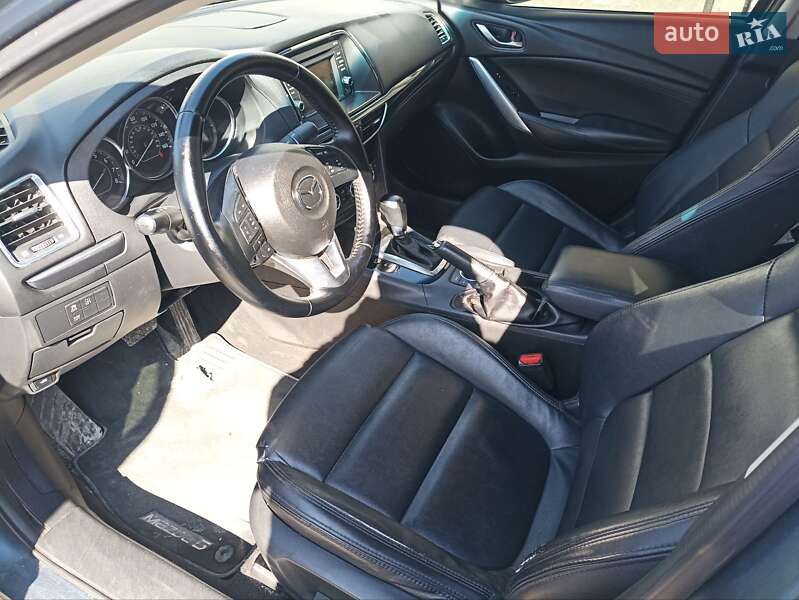 Седан Mazda 6 2014 в Львові