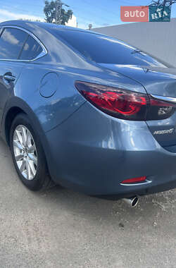Седан Mazda 6 2015 в 