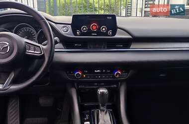 Седан Mazda 6 2019 в 