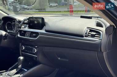 Седан Mazda 6 2016 в 