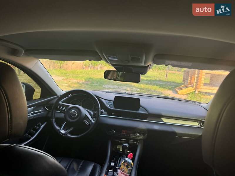 Седан Mazda 6 2018 в Киеве