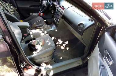 Седан Mazda 6 2004 в 