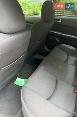 Седан Mazda 6 2011 в 