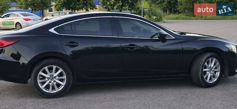 Седан Mazda 6 2014 в Днепре