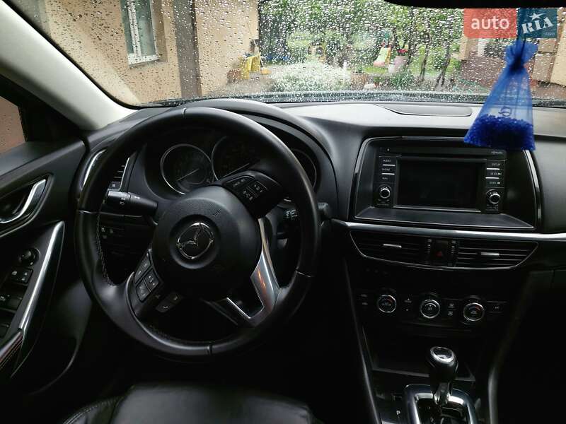 Седан Mazda 6 2013 в Белогородке