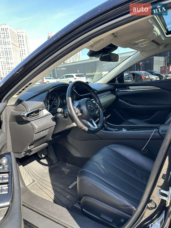 Седан Mazda 6 2018 в Киеве