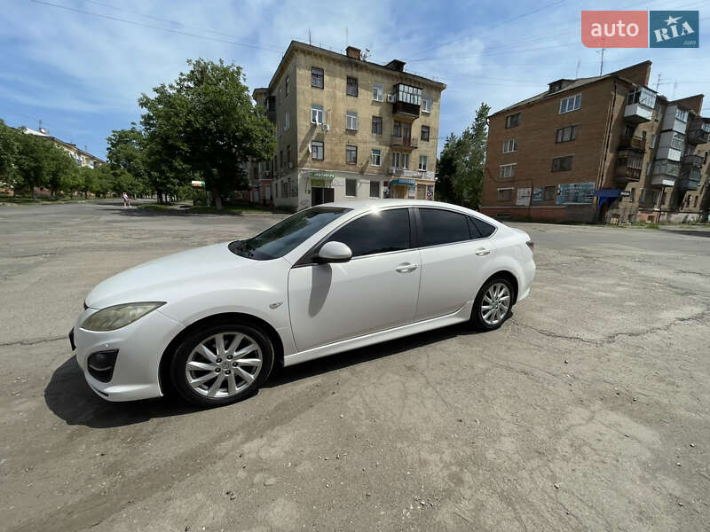 Седан Mazda 6 2010 в 