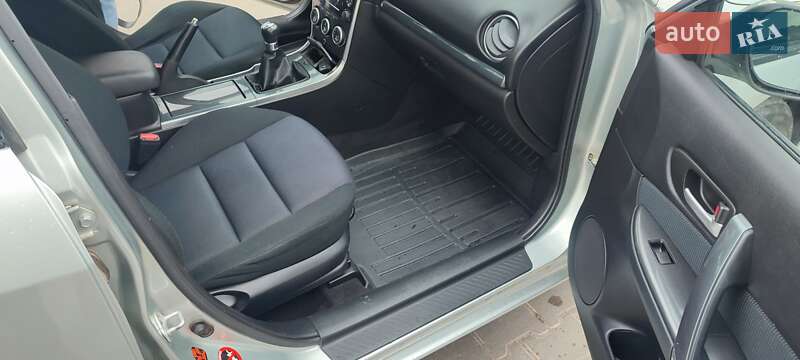 Универсал Mazda 6 2006 в Нововолынске