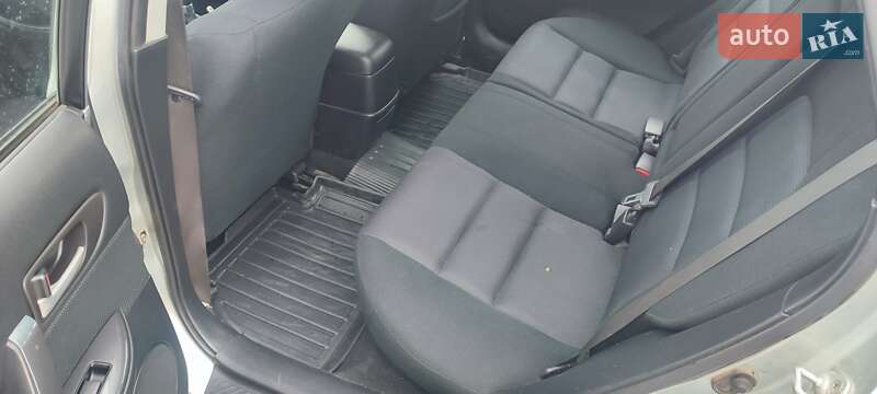 Универсал Mazda 6 2006 в Нововолынске