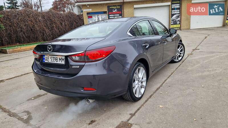 Седан Mazda 6 2016 в Днепре