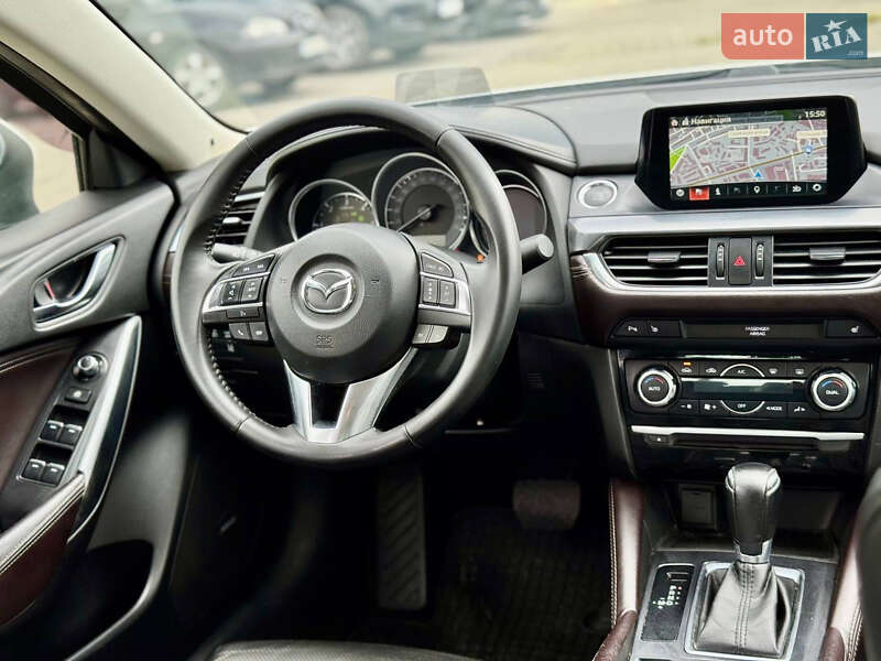 Седан Mazda 6 2016 в Киеве