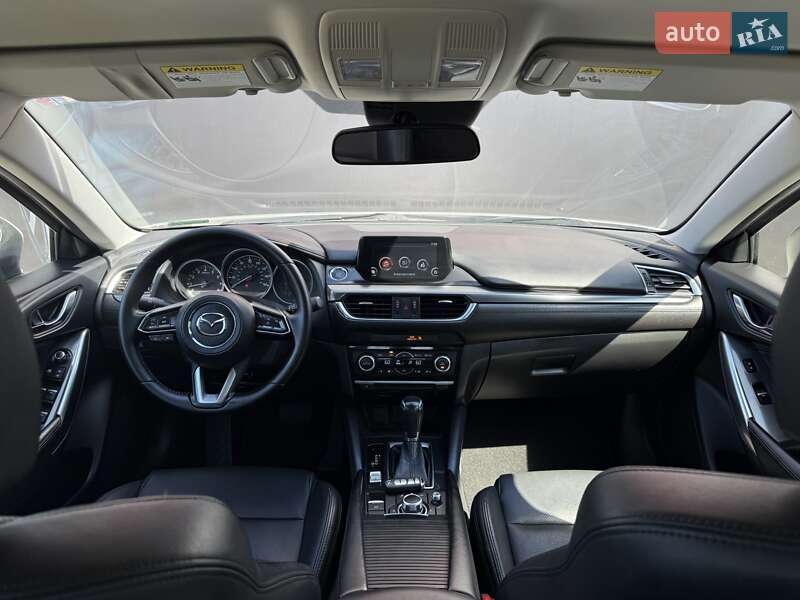 Седан Mazda 6 2017 в Львові