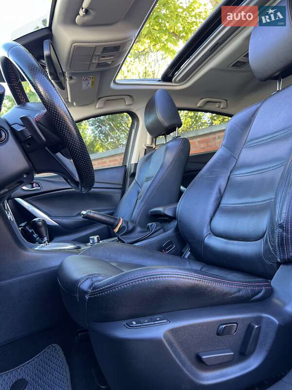 Седан Mazda 6 2014 в Дрогобичі