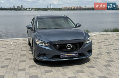 Седан Mazda 6 2015 в 