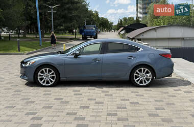 Седан Mazda 6 2015 в 