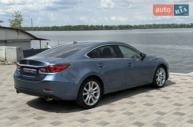Седан Mazda 6 2015 в 