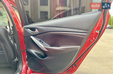 Седан Mazda 6 2016 в 