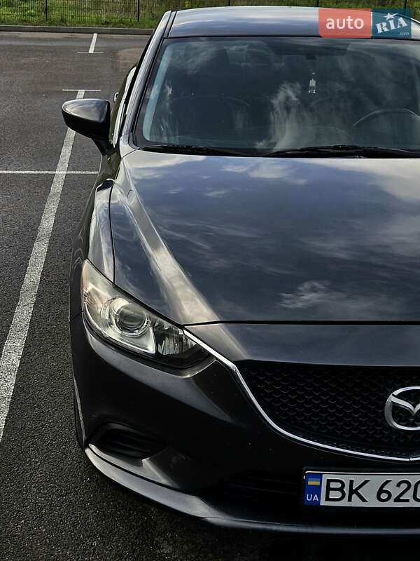 Седан Mazda 6 2014 в Ровно