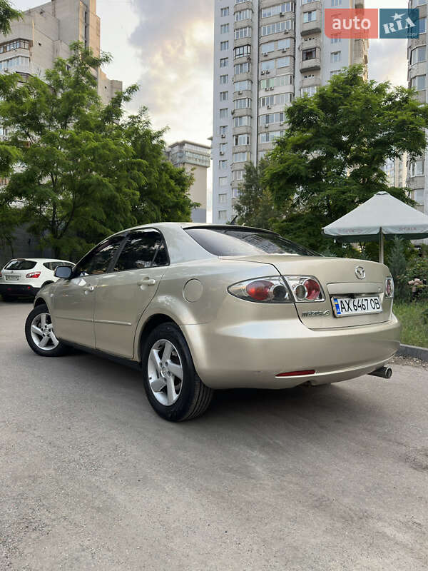 Седан Mazda 6 2002 в Киеве