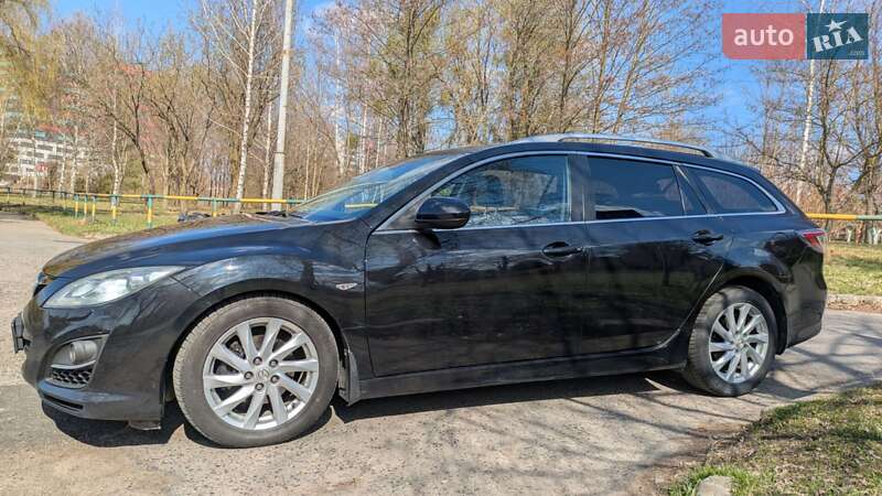 Універсал Mazda 6 2011 в Рівному