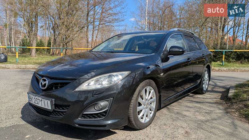 Універсал Mazda 6 2011 в Рівному